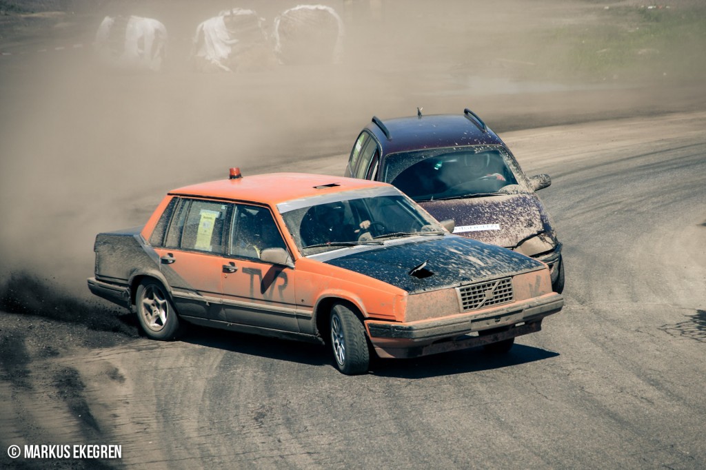 Krutcupen Hallsberg #4 - Racing - Volvo och Opel sladdar genom kurva